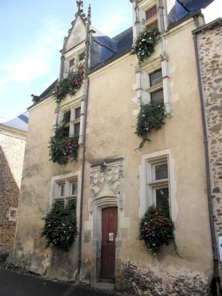 ホテルLe Relais De La Caleche Saint-Denis-dʼAnjou エクステリア 写真